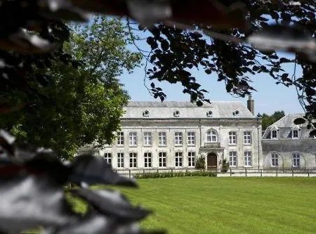 מלון Chateau De Cocove 4*