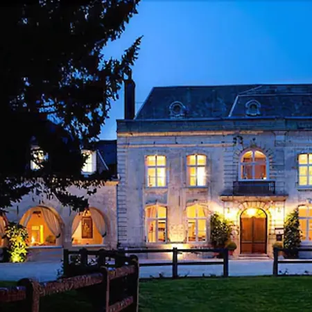 מלון Chateau De Cocove 4*