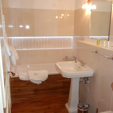 Château De Cocove 4*