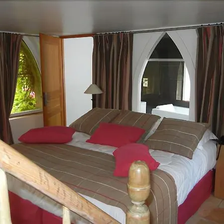 Chateau De Cocove فندق