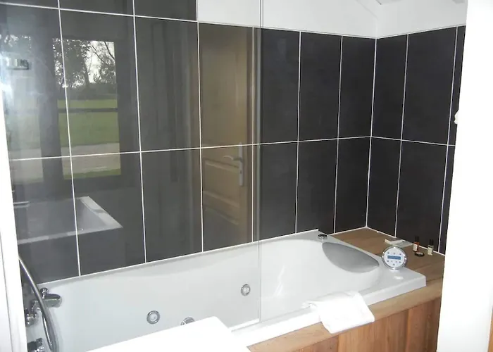 Hotel Chateau De Cocove 4*