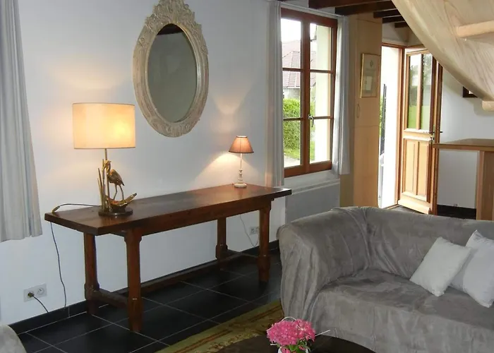 Chateau De Cocove 4*